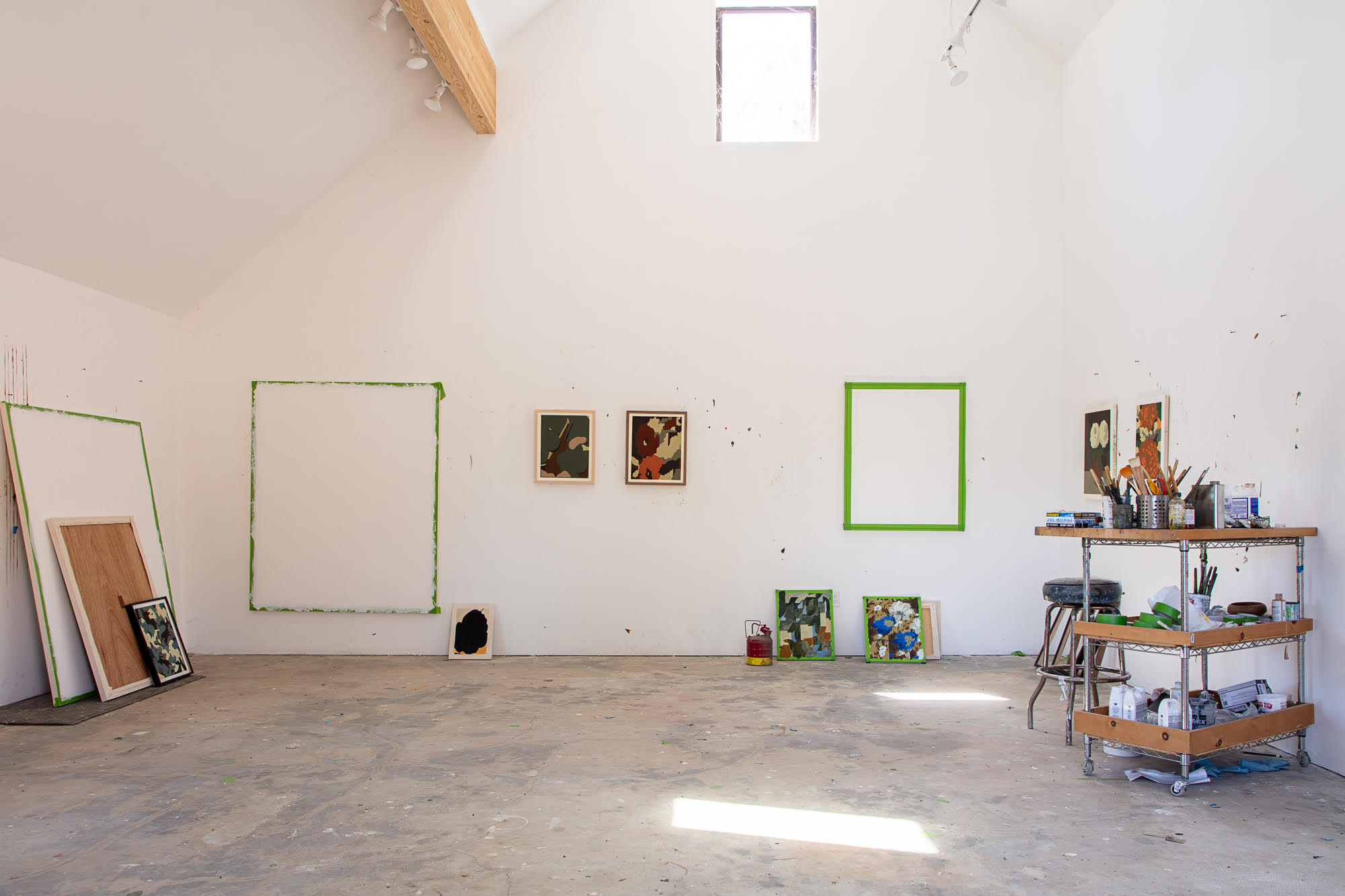 Laeh Glenn in studio